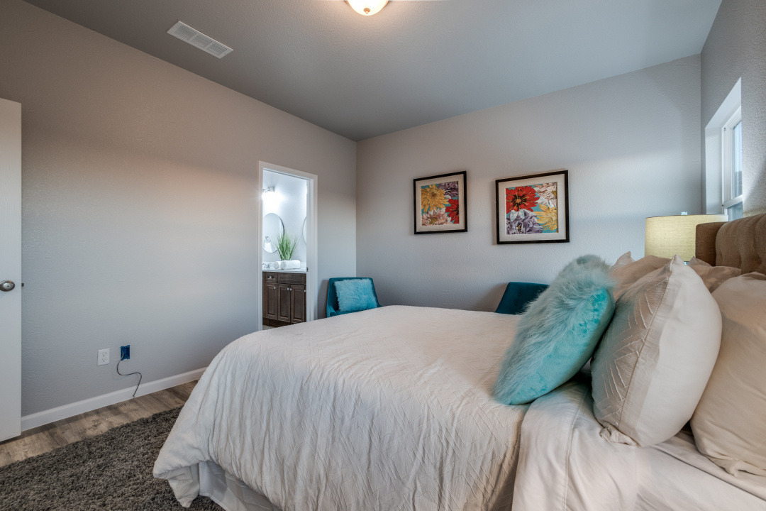 317_NHelton_JPFindley-14