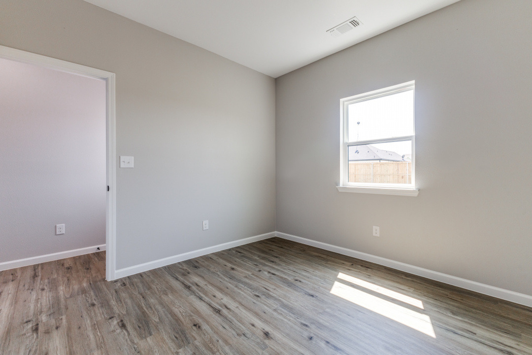 323_NMain_JPFindley_25-JR-018-230519