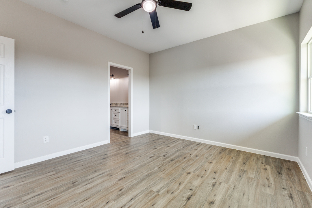 323_NMain_JPFindley_25-JR-020-230519